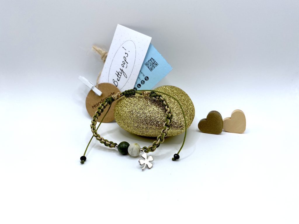 Pulsera de la suerte con piedras naturales jade