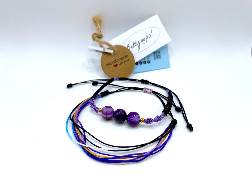 Pulsera con piedras Ágata morada rayada