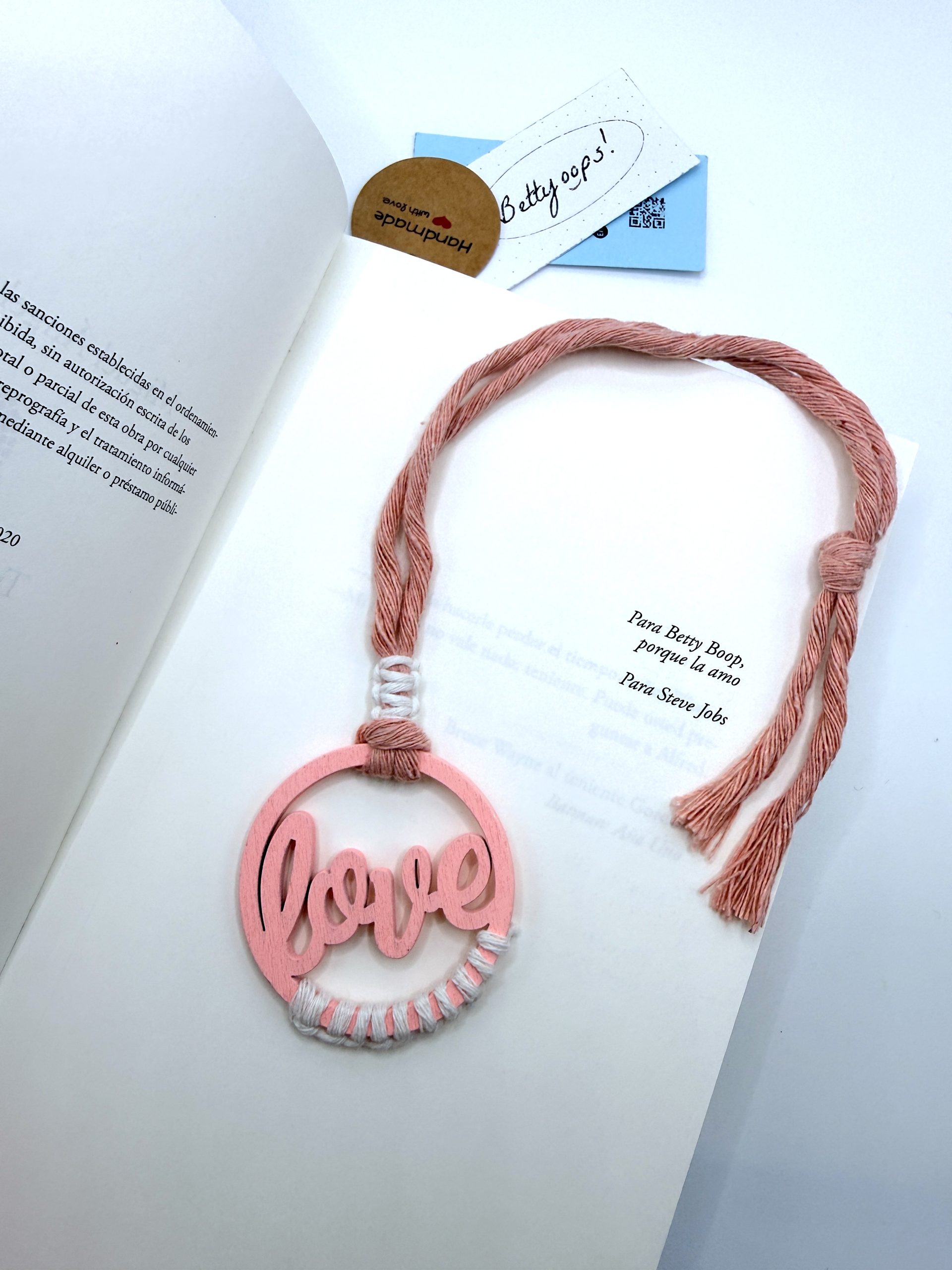 Marcapáginas Love macramé